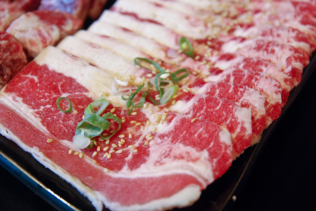 【魚大俠】BF002牛五花肉片200g 2mm裁切規格(盤裝梯型擺放)